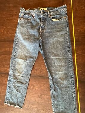 Levi's Women's Ankle Cropped Jeans - Washed Blue Denim